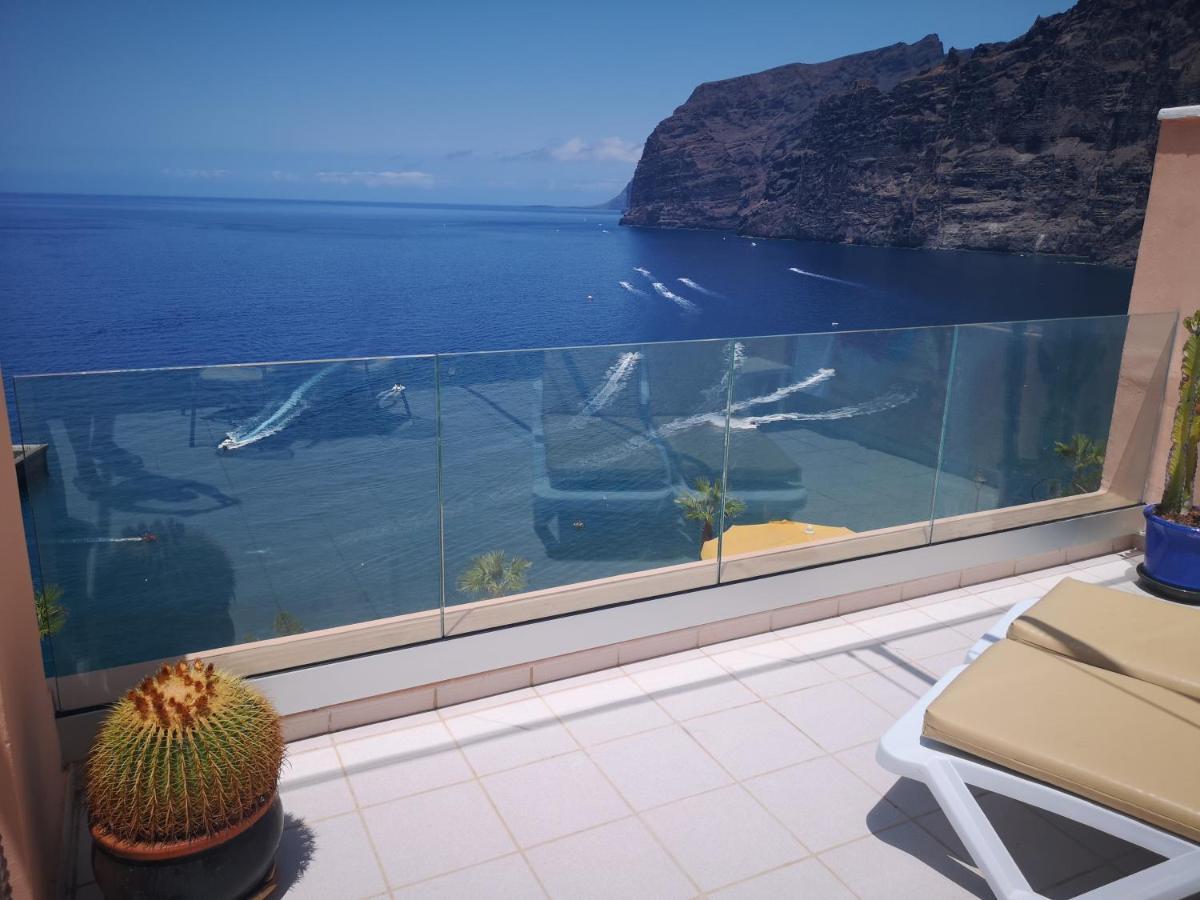 Luxury Apt. With Stunning Sea View 아칸티라도 외부 사진