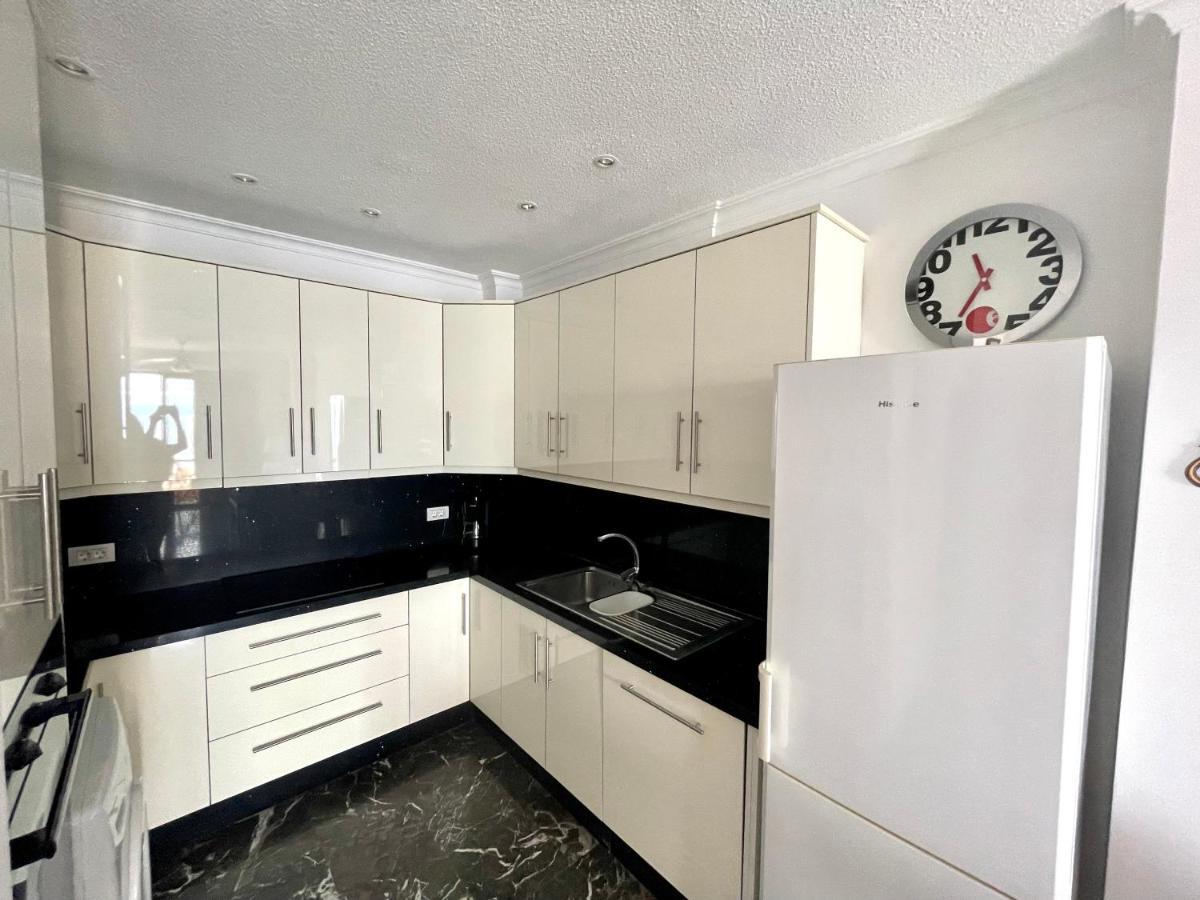 Luxury Apt. With Stunning Sea View 아칸티라도 외부 사진