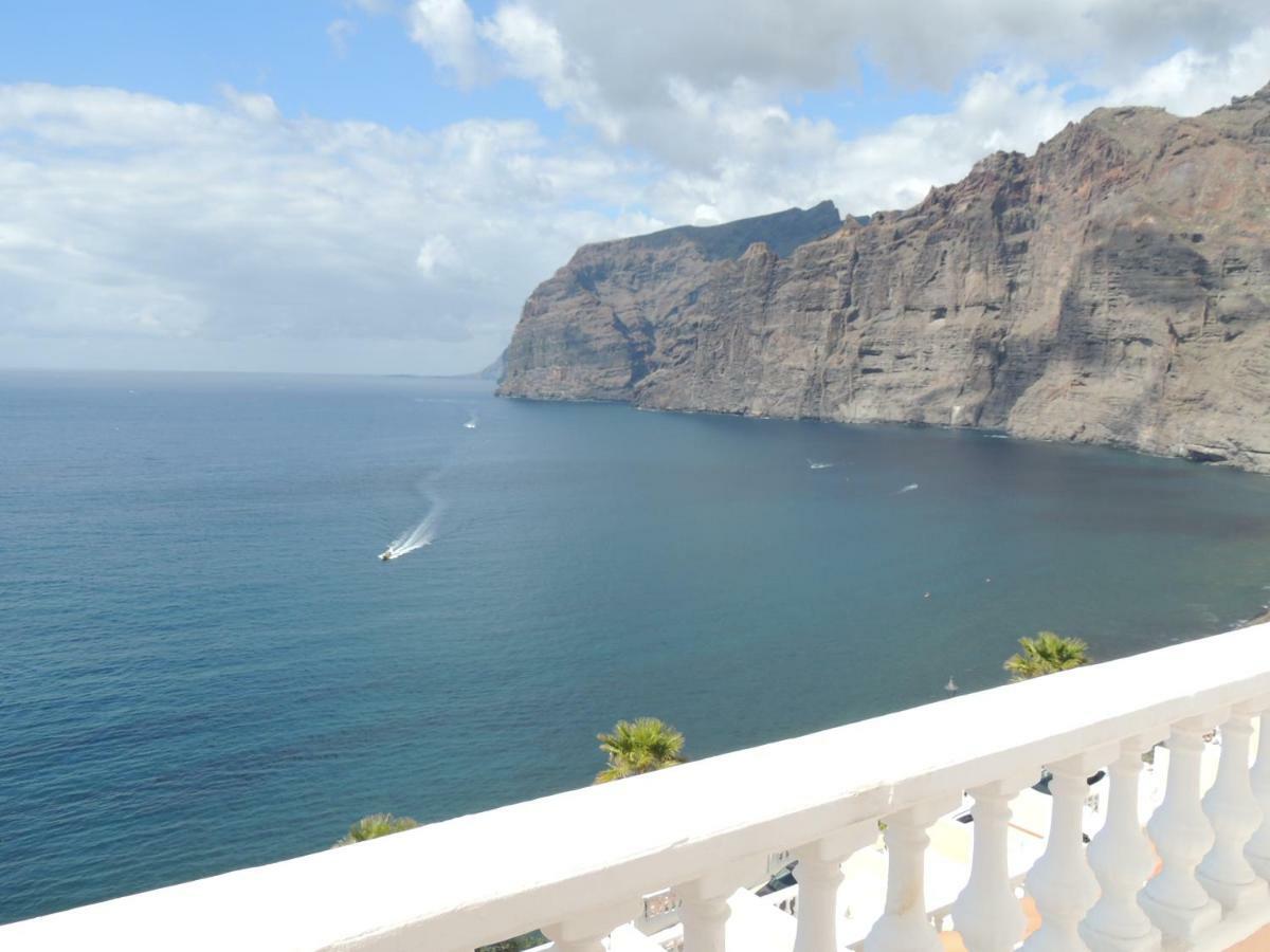 Luxury Apt. With Stunning Sea View 아칸티라도 외부 사진