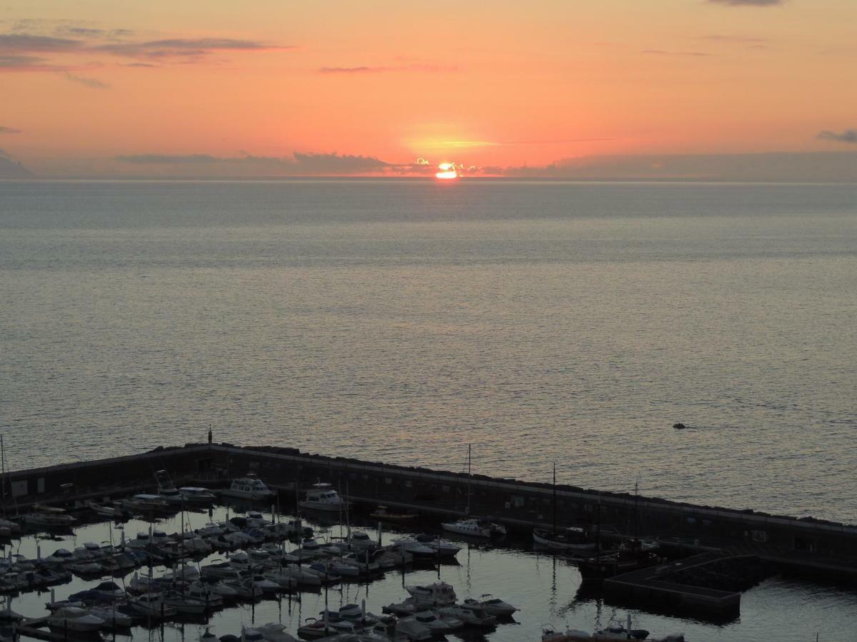 Luxury Apt. With Stunning Sea View 아칸티라도 외부 사진